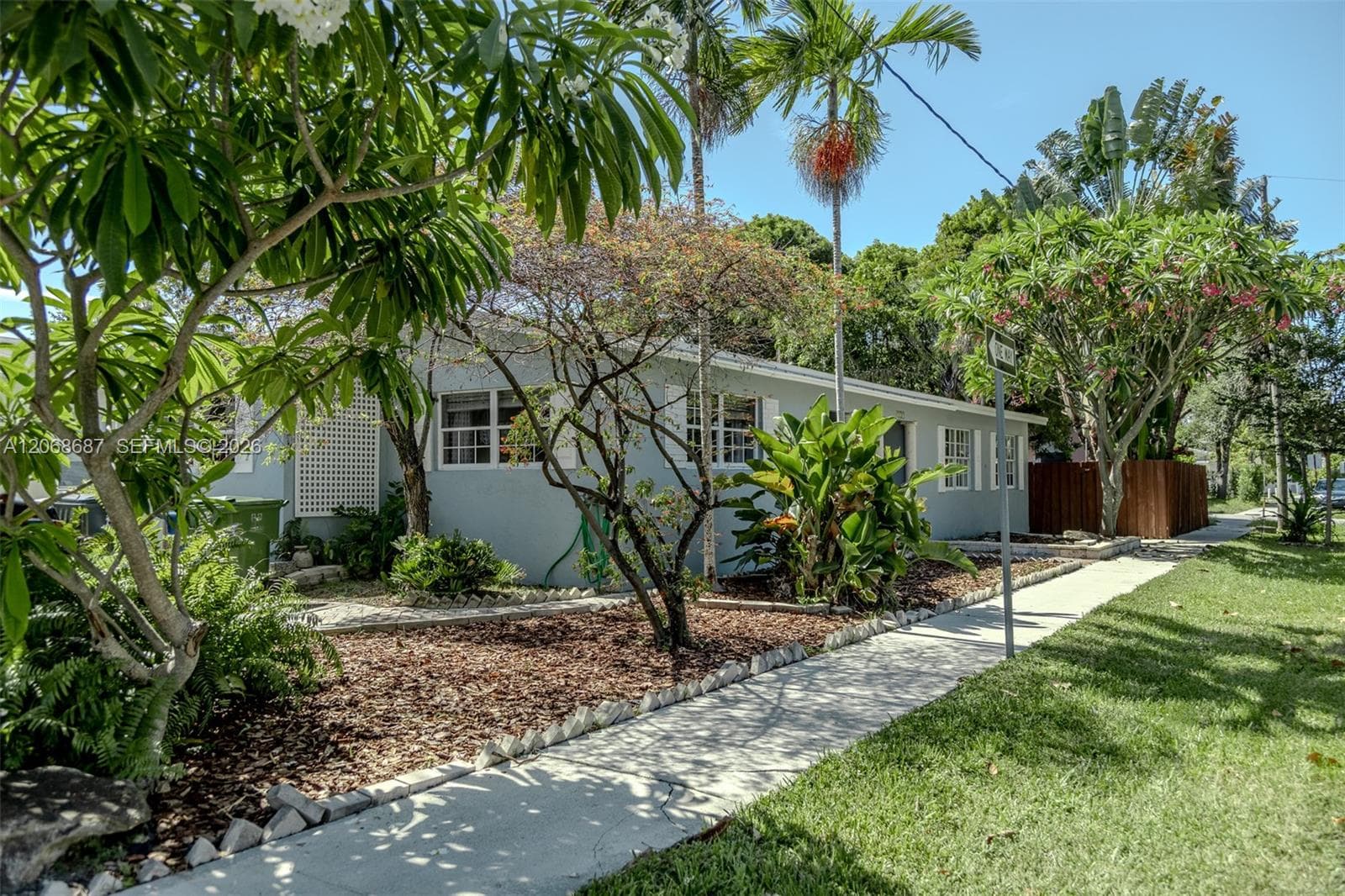 729 NE 2nd Ct # 729, Hallandale Beach, FL 33009 — zdjęcie 4