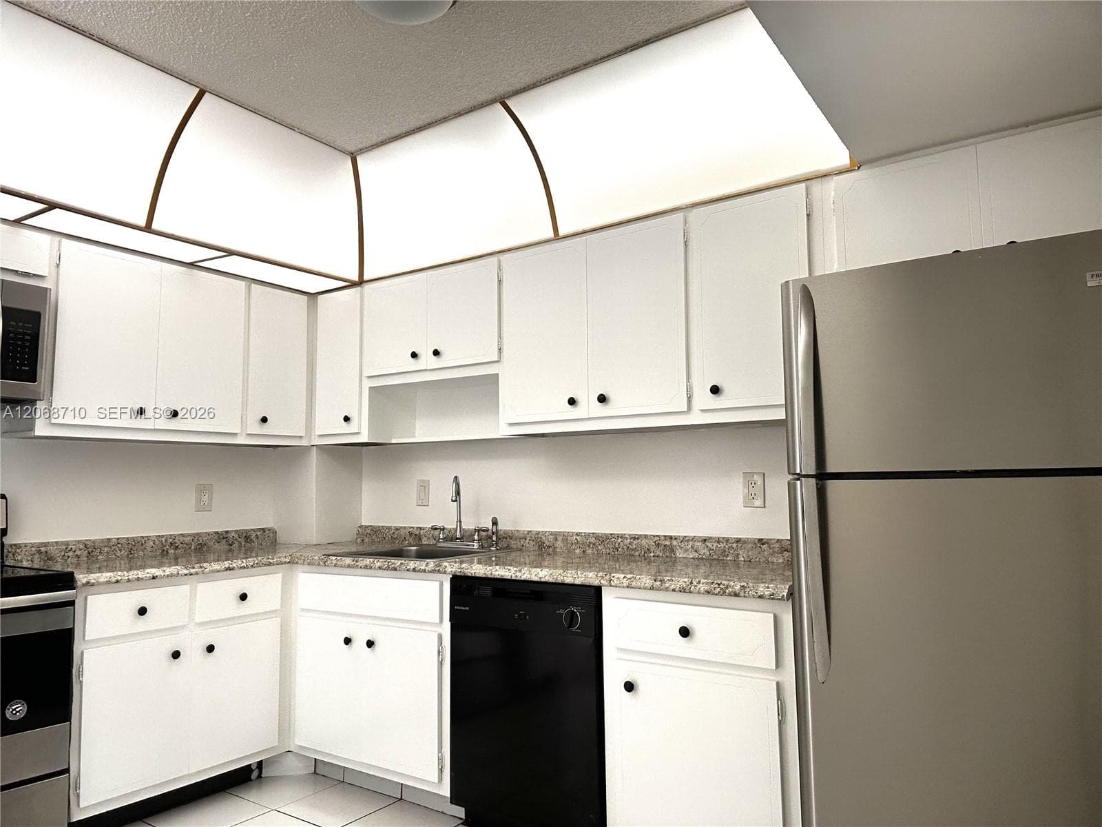 4400 Hillcrest Dr # 408B, Hollywood, FL 33020 — zdjęcie 2
