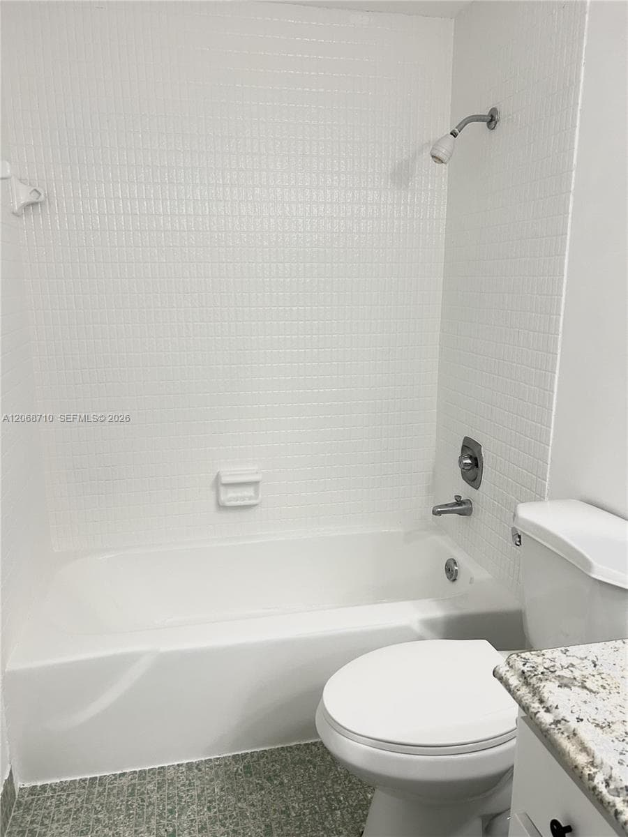 4400 Hillcrest Dr # 408B, Hollywood, FL 33020 — zdjęcie 5