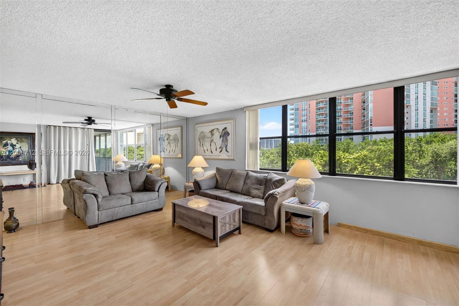 3350 NE 192nd St # 5H-B, Aventura, FL 33180 — zdjęcie 2