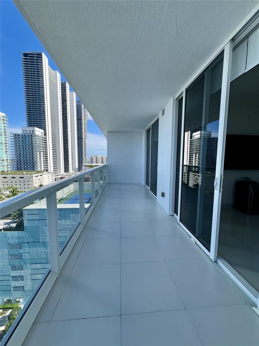 600 NE 27th St # 1604, Miami, FL 33137 — zdjęcie 3