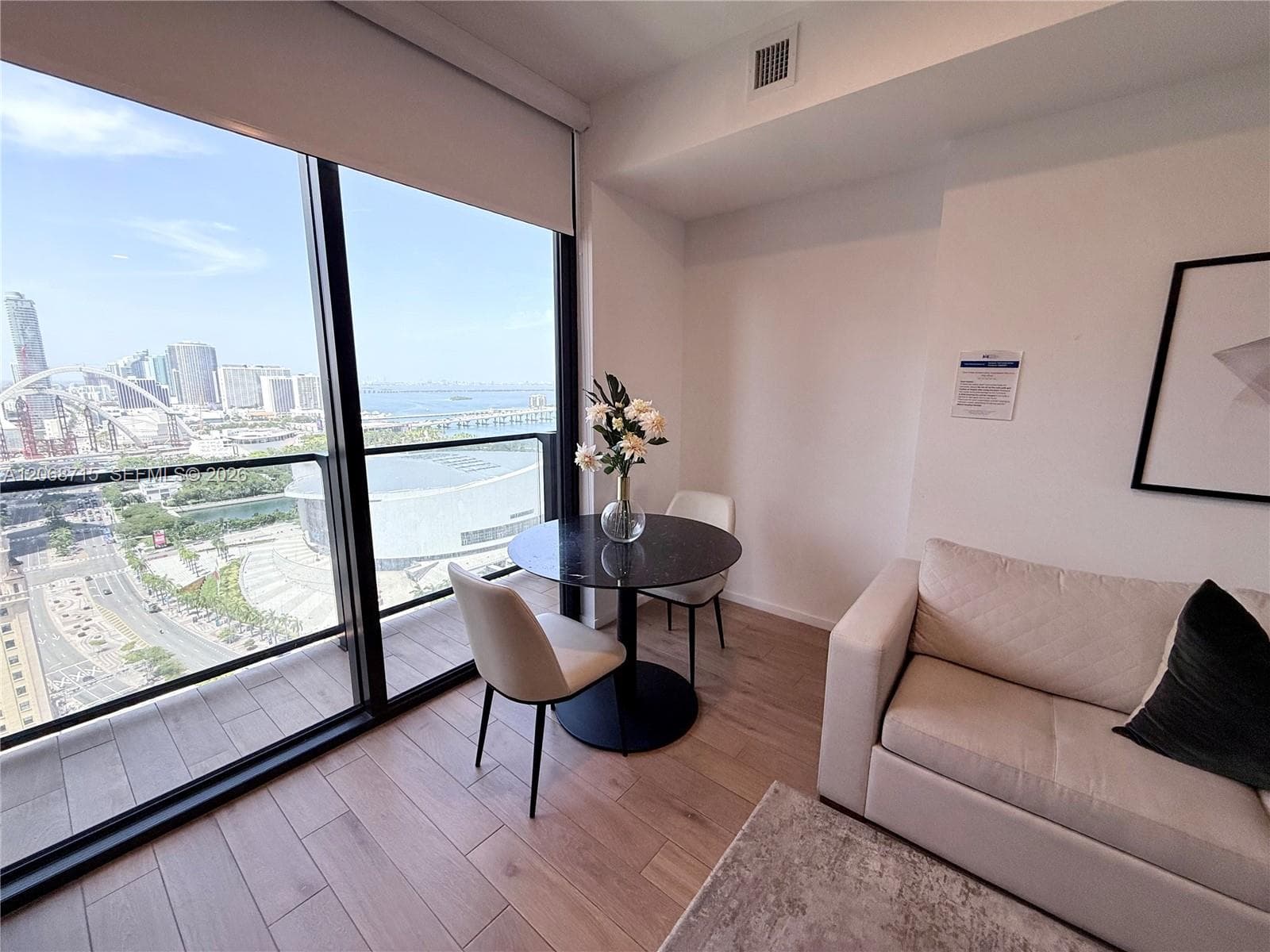 398 NE 5th St # 2203, Miami, FL 33132 — zdjęcie 5