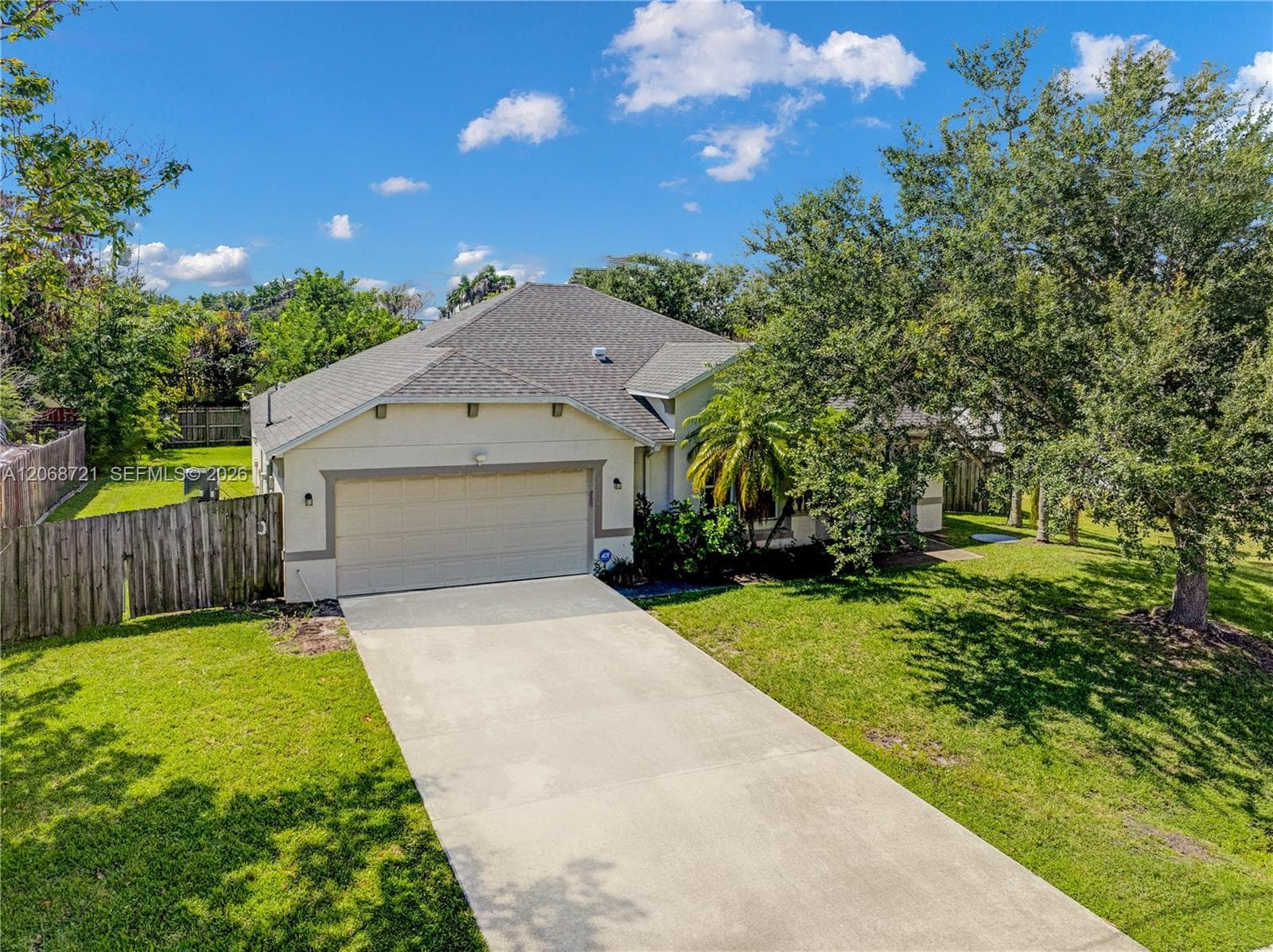 2826 SE Melaleuca Blvd, Port St. Lucie, FL 34952 — zdjęcie 2