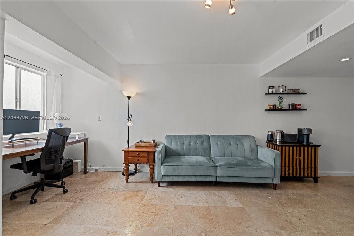 1914 SW 17th Ave # 24, Miami, FL 33145 — zdjęcie 4