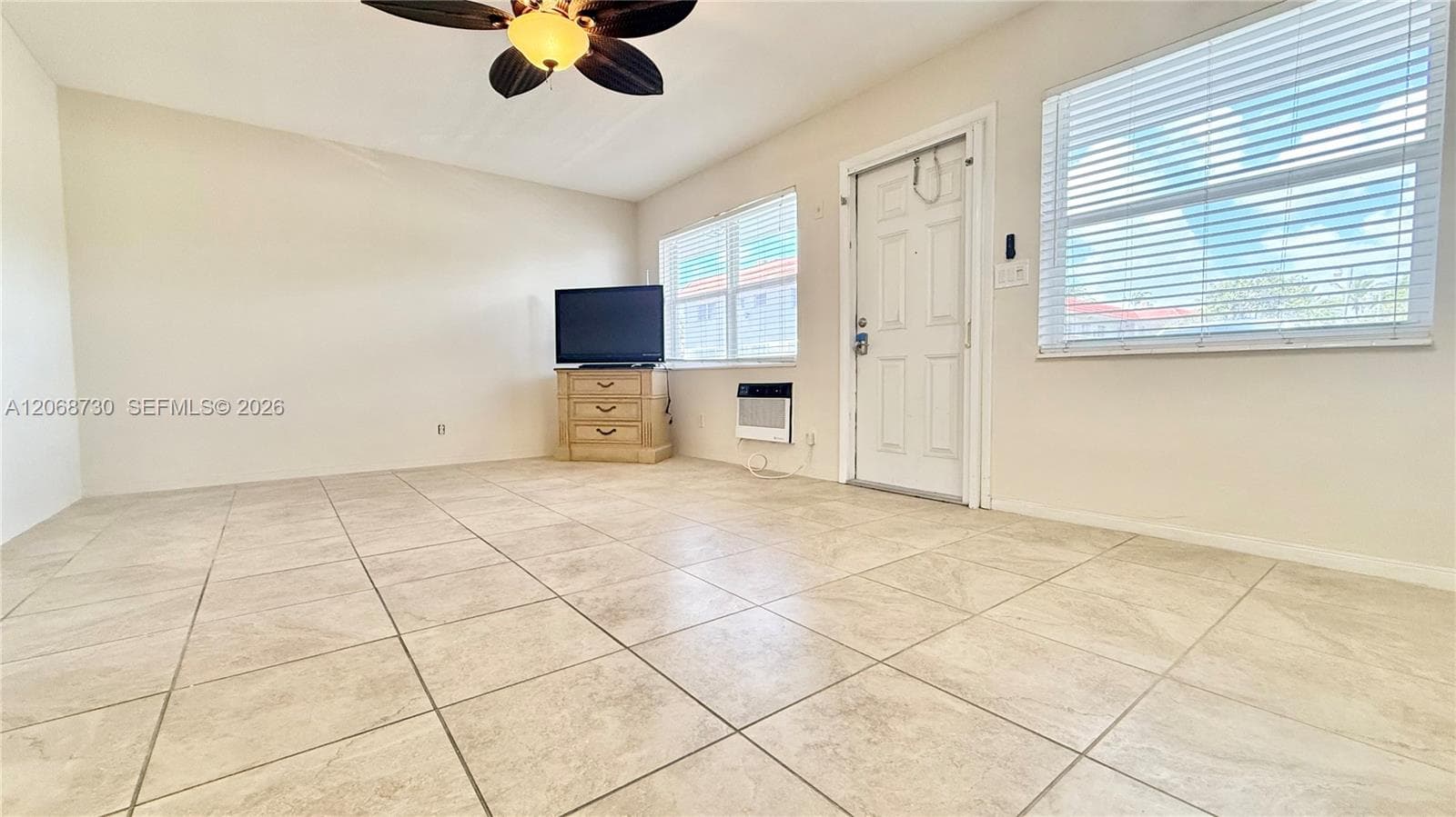 22 SE 3rd Ter # 3, Dania Beach, FL 33004 — zdjęcie 3