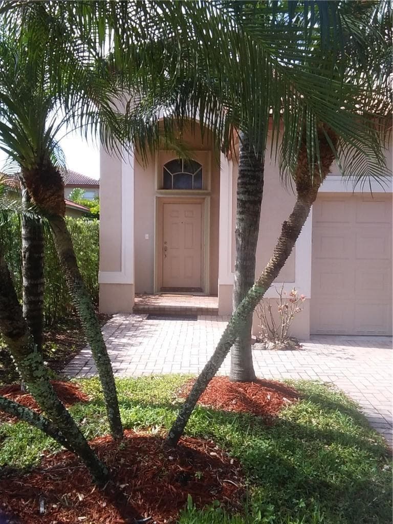 19250 NW 12TH Manor, Pembroke Pines, FL 33029 — zdjęcie 2