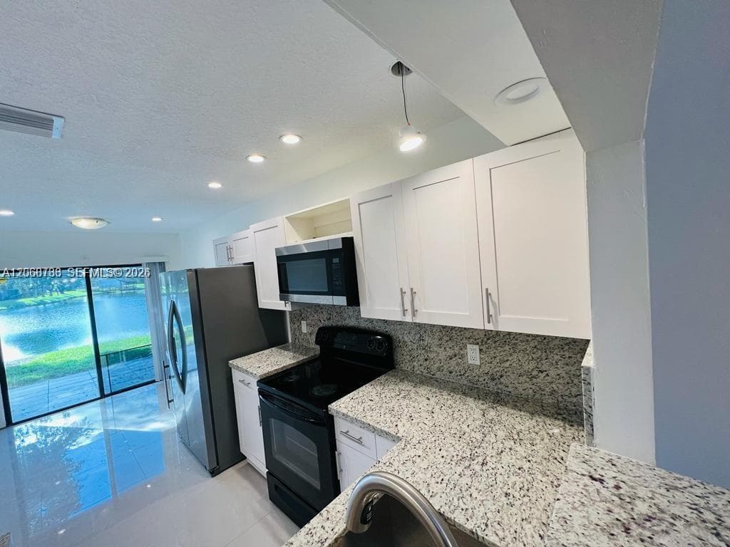 4157 SW 85th Ave # 3, Davie, FL 33328 — zdjęcie 2