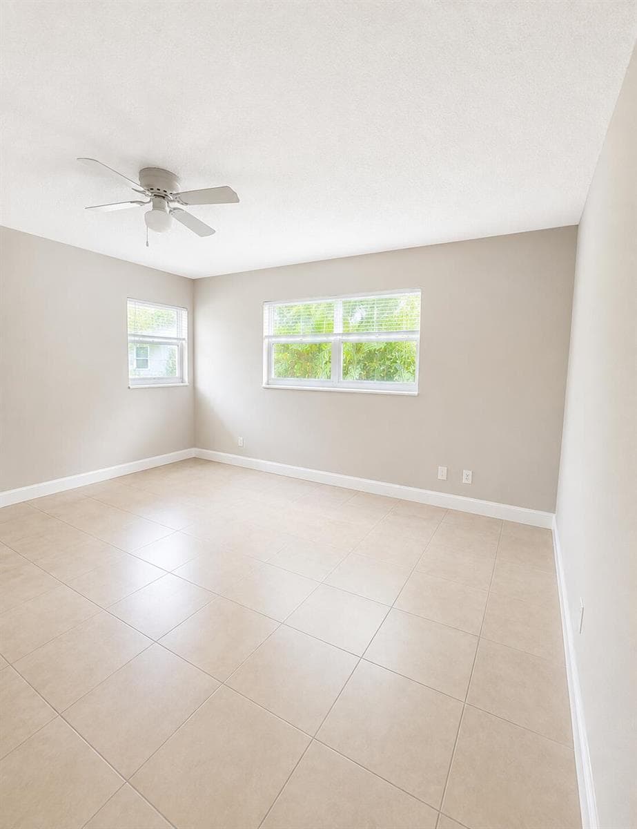 7920 SW 7TH Place, North Lauderdale, FL 33068 — zdjęcie 5