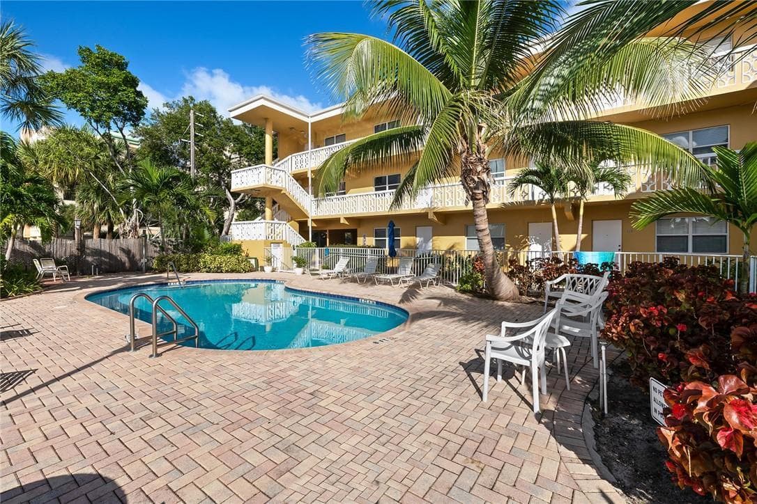 815 Middle River Drive # 205, Fort Lauderdale, FL 33304