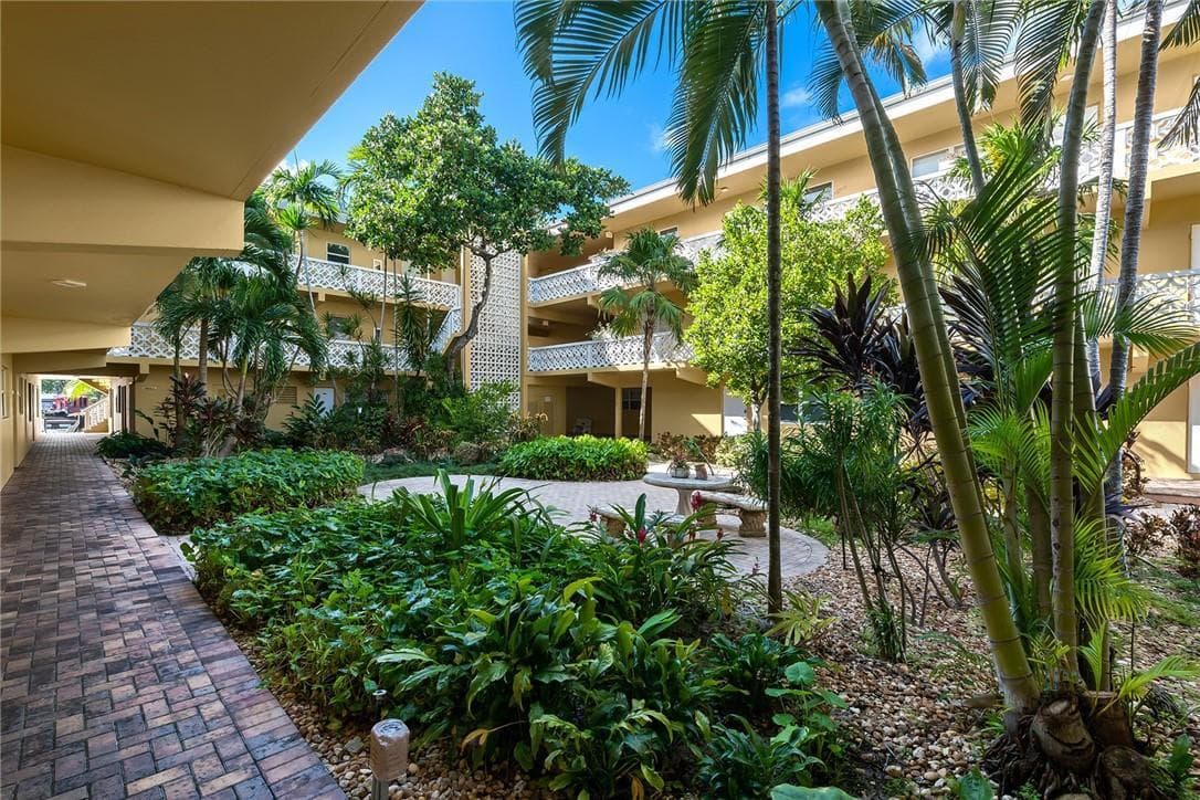 815 Middle River Drive # 205, Fort Lauderdale, FL 33304 — zdjęcie 4