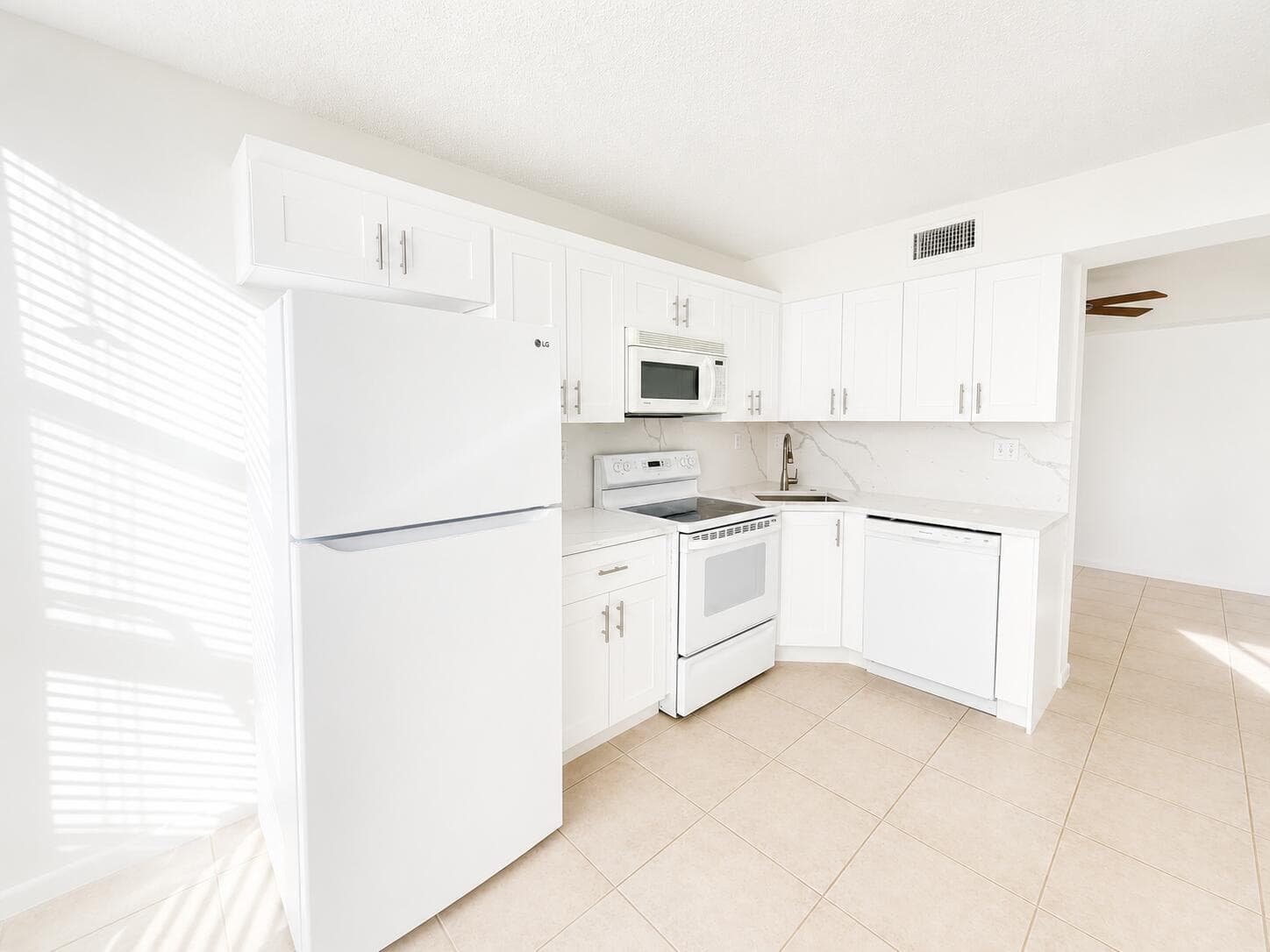 5910 MORNINGSTAR Circle # #202, Delray Beach, FL 33484 — zdjęcie 2