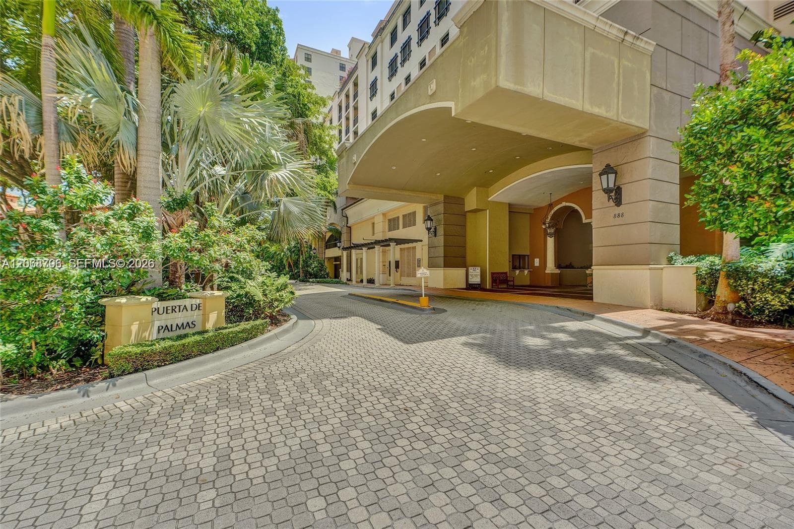 888 S Douglas Rd # 304, Coral Gables, FL 33134