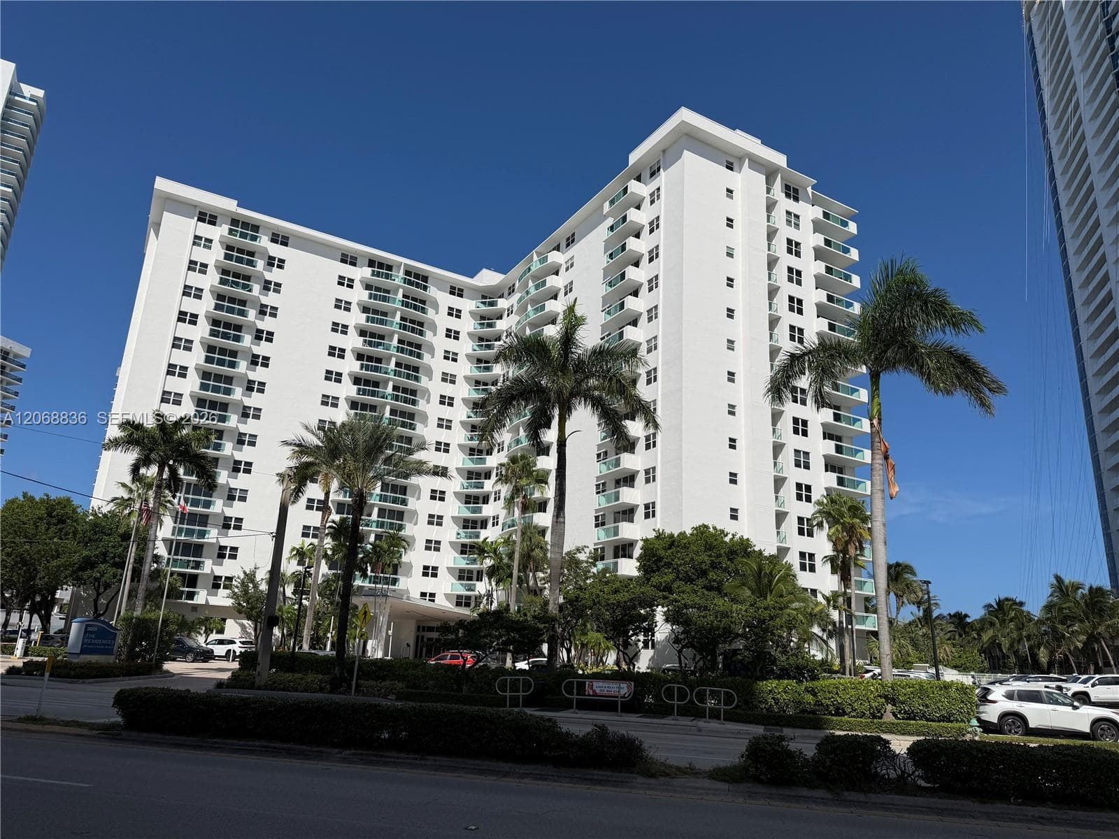 3001 S Ocean Dr # 421, Hollywood, FL 33019