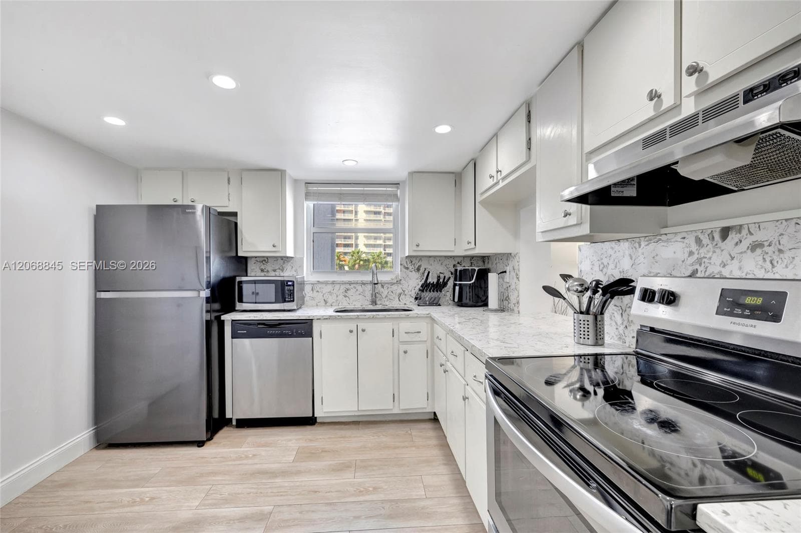 3015 N Ocean Blvd # 6A, Fort Lauderdale, FL 33308 — zdjęcie 3