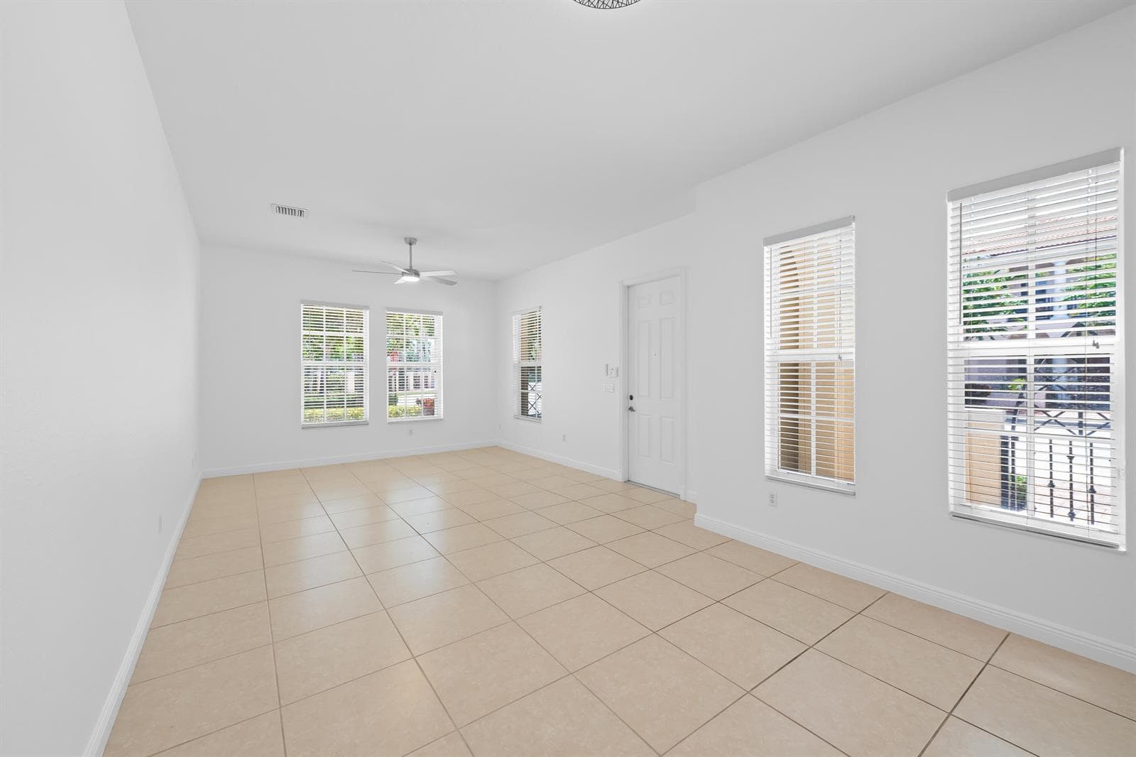 870 NW 83RD Lane, Boca Raton, FL 33487 — zdjęcie 5