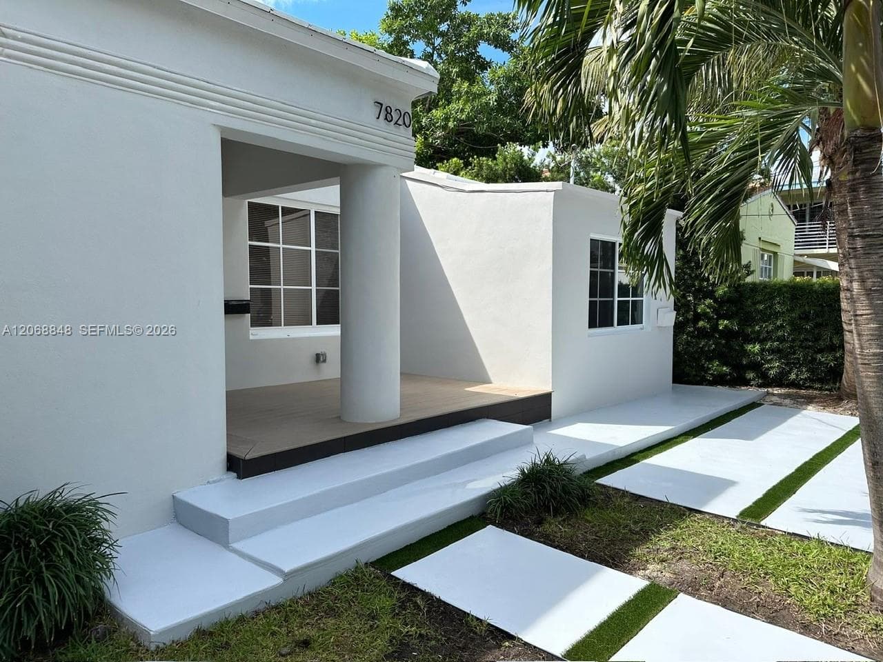 7820 Carlyle Ave, Miami Beach, FL 33141 — zdjęcie 2