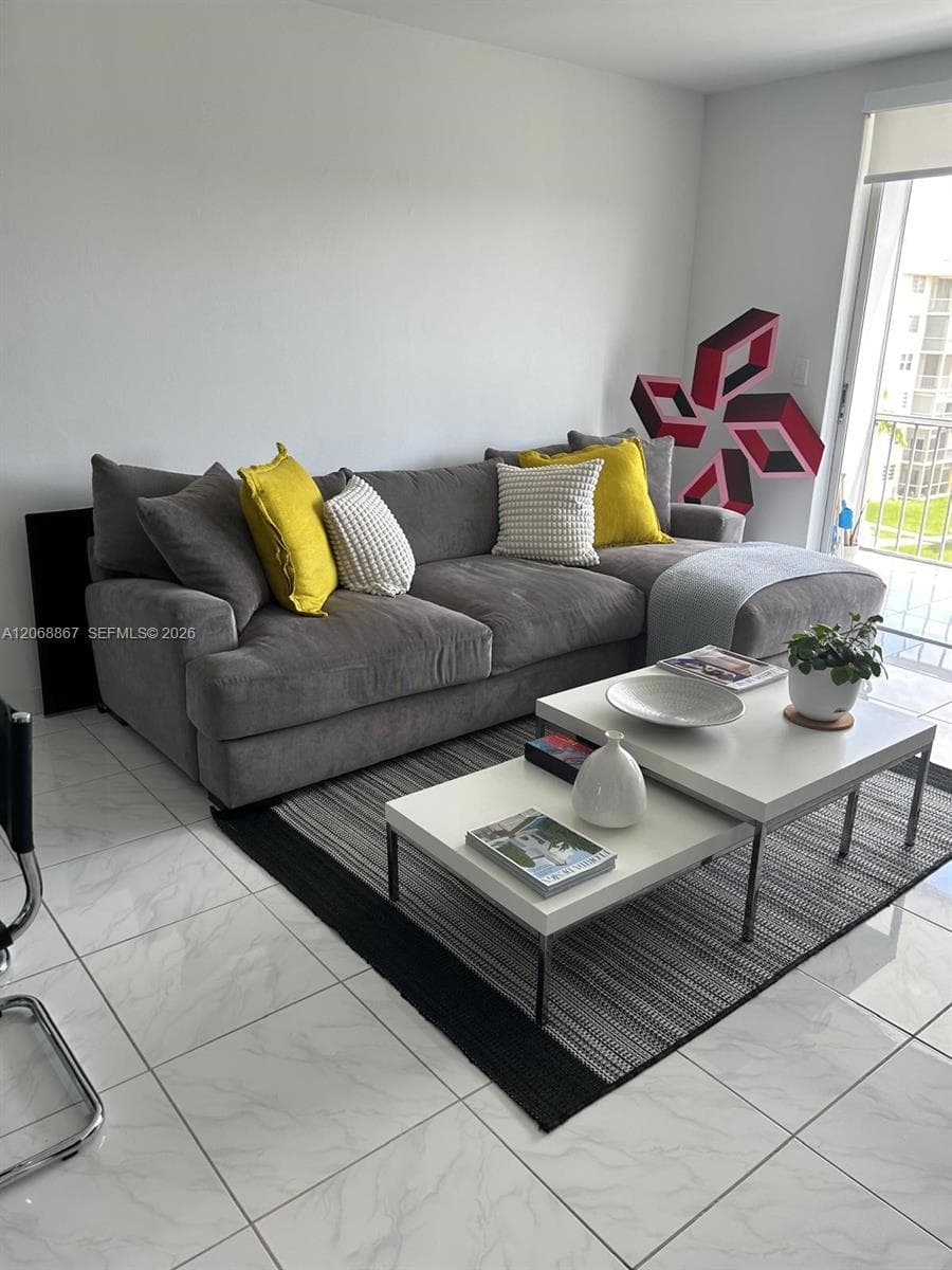 2851 Leonard Dr # J503, Aventura, FL 33160 — zdjęcie 3