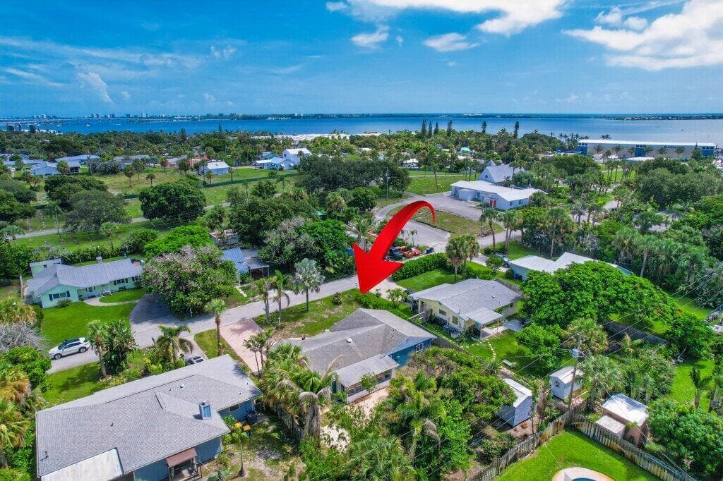 2288 NE PATRICIAN Street, Jensen Beach, FL 34957 — zdjęcie 5