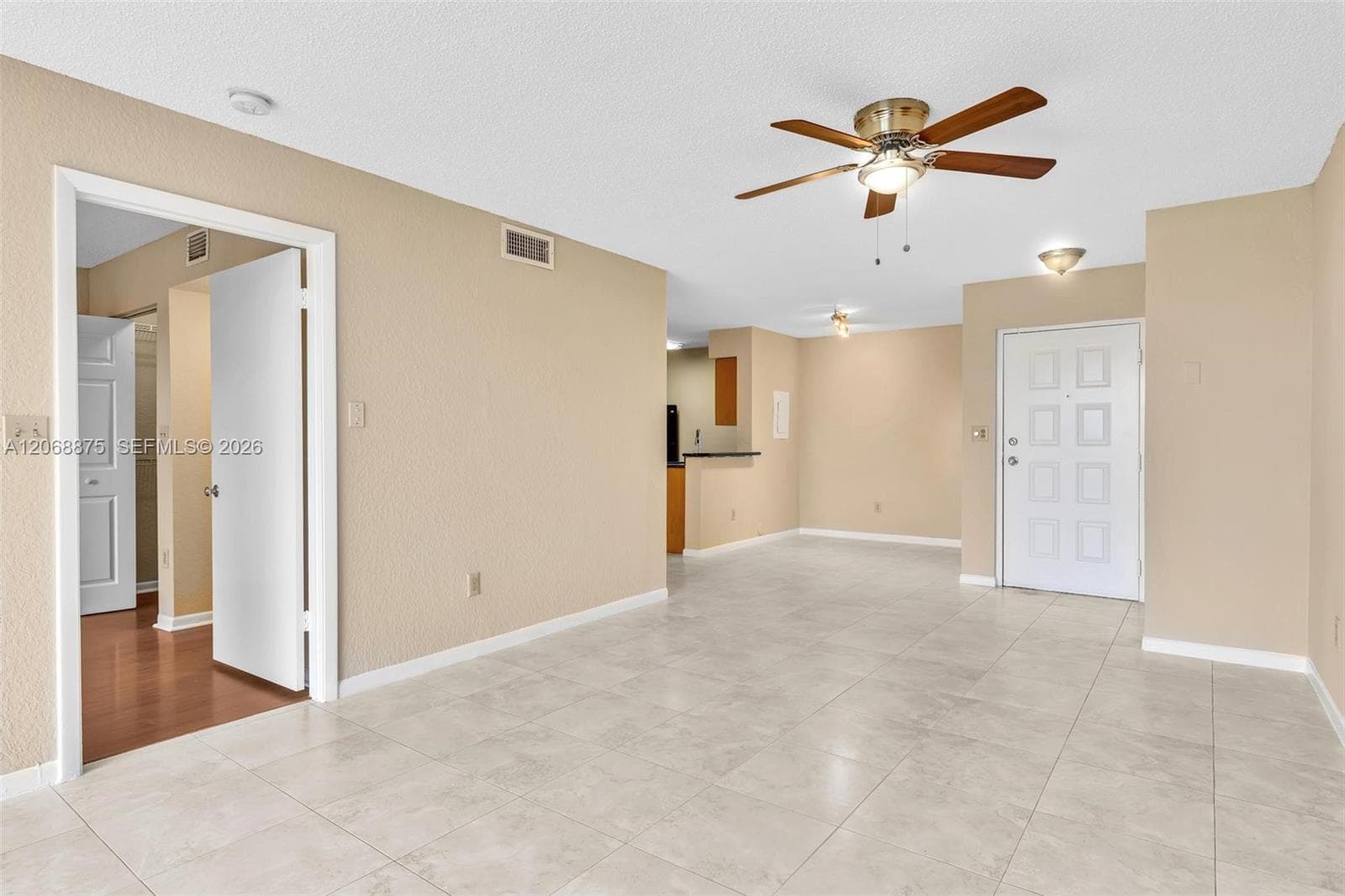 2880 N Oakland Forest Dr # 110, Oakland Park, FL 33309 — zdjęcie 2