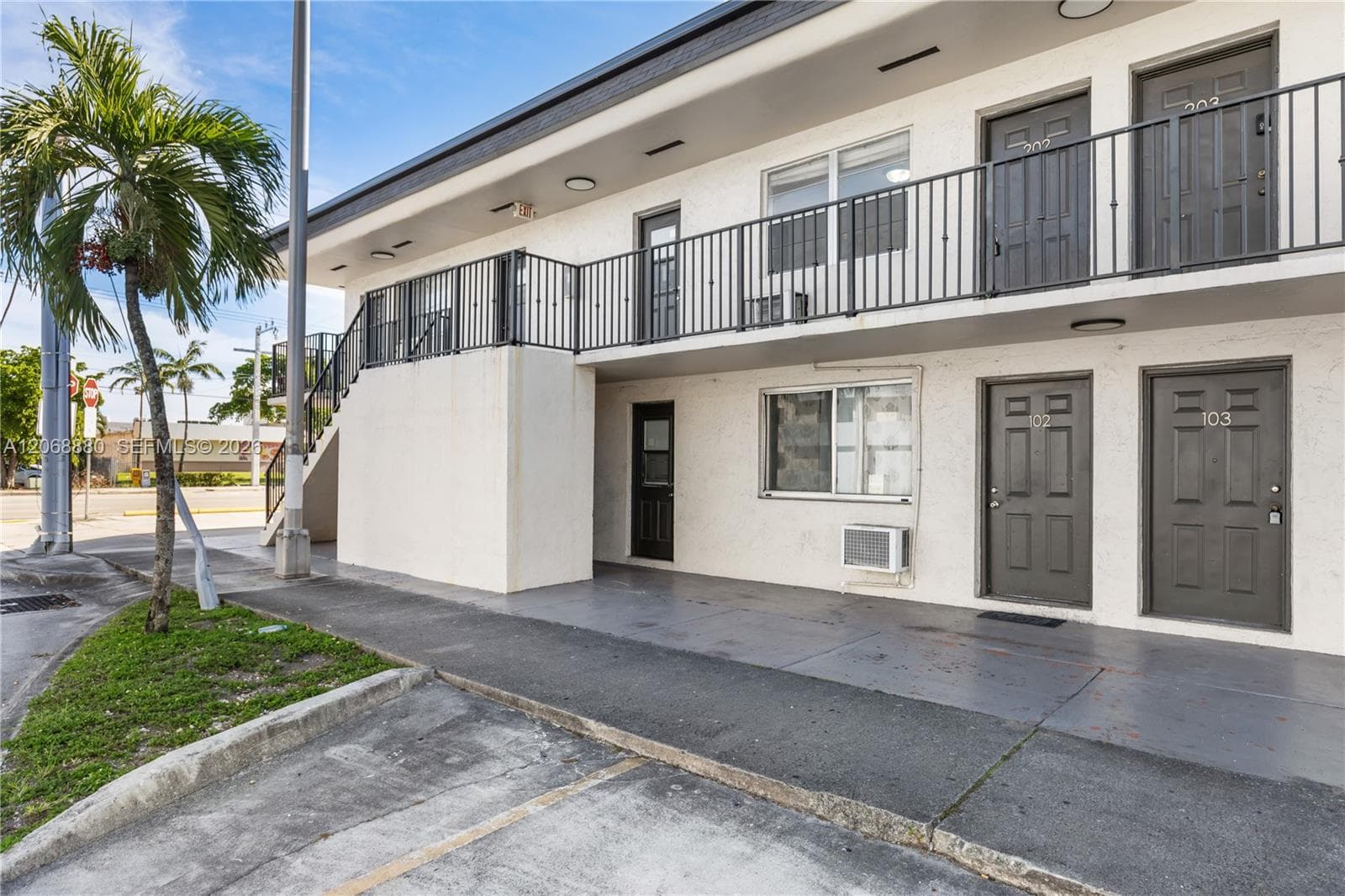 345 W 68th St # 202, Hialeah, FL 33014 — zdjęcie 5
