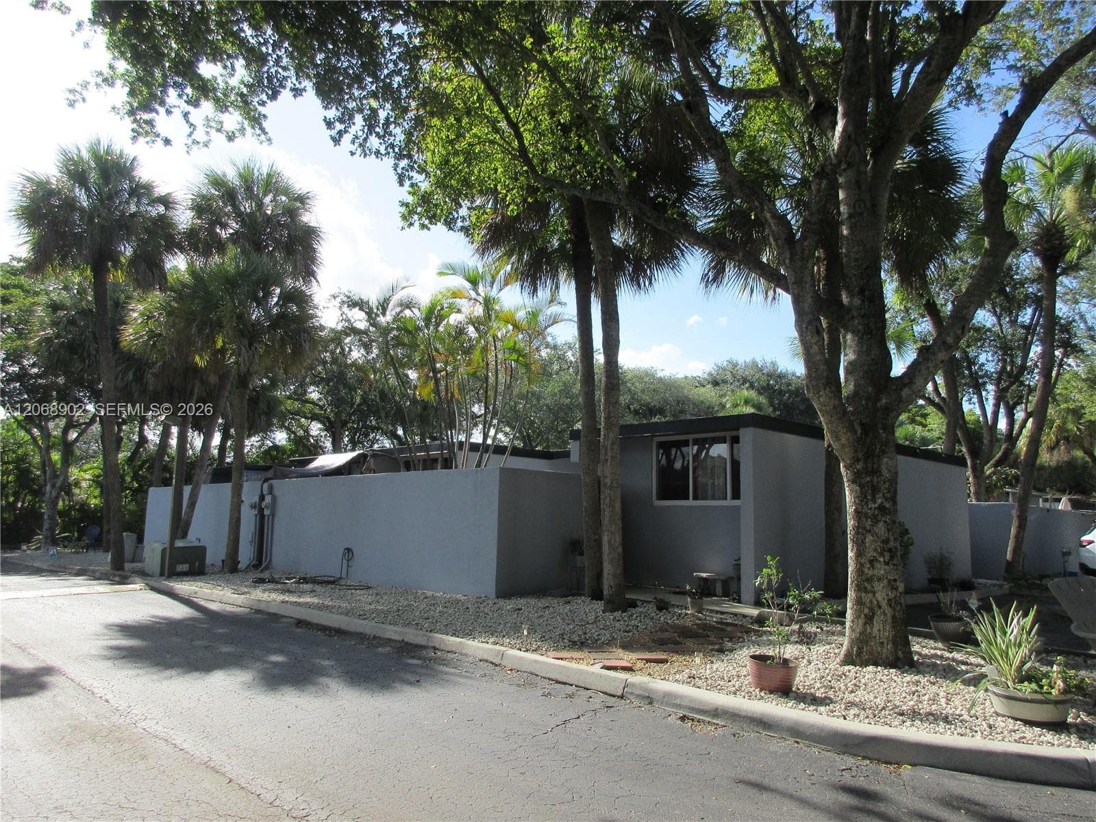 16330 Oak Walk, Miami Lakes, FL 33014 — zdjęcie 3