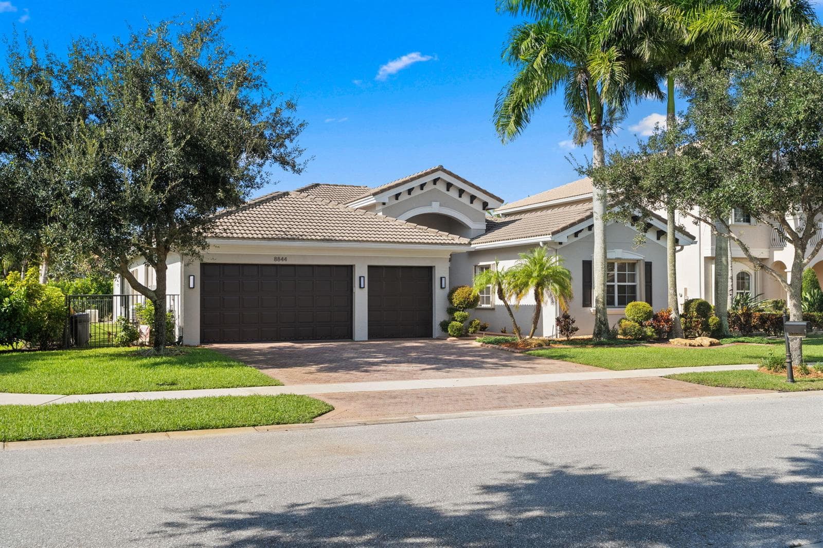 8844 STARHAVEN Cove, Boynton Beach, FL 33473