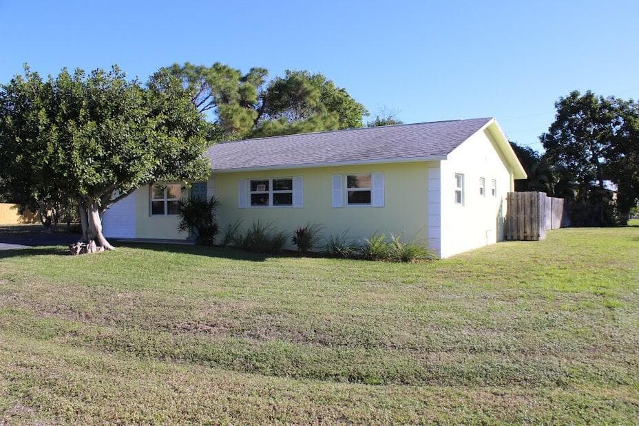 2104 NE 1ST Court, Boynton Beach, FL 33435 — zdjęcie 2