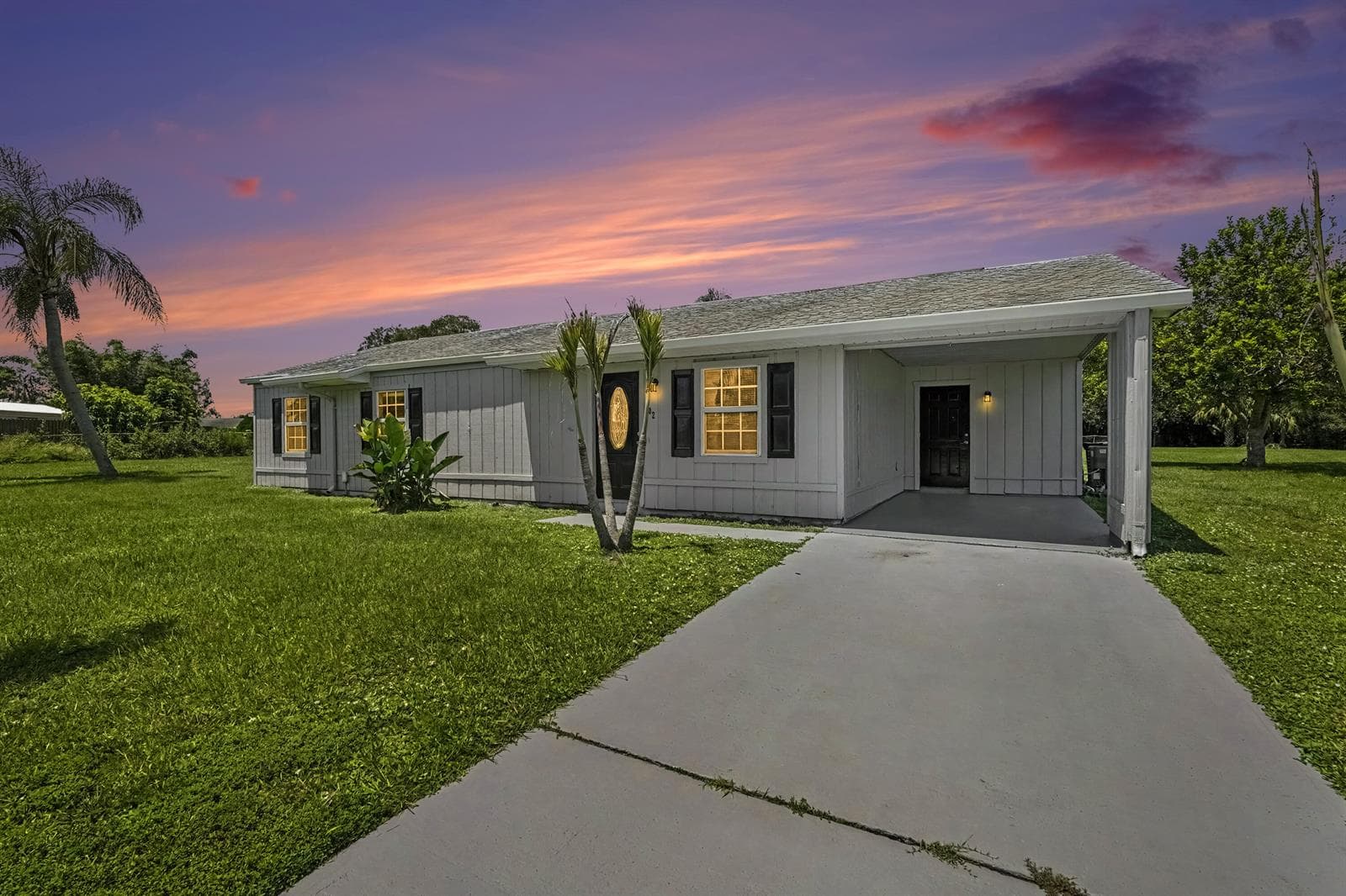 502 NE Solida Circle, Port St. Lucie, FL 34983 — zdjęcie 2