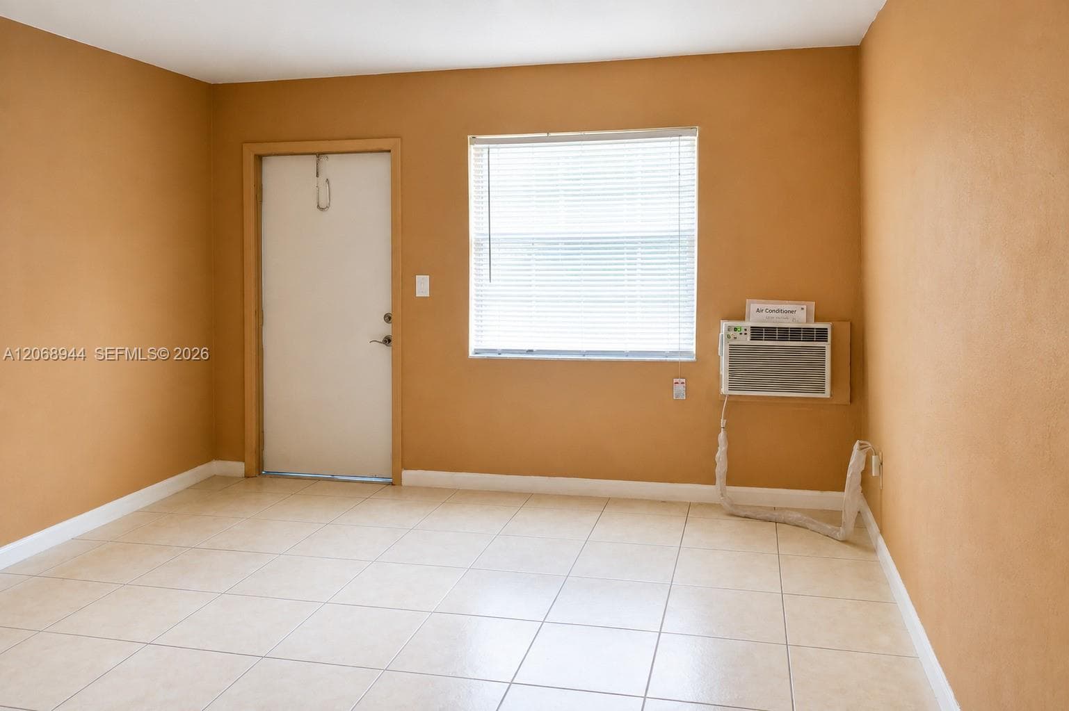 119 NW 3rd St, Hallandale Beach, FL 33009 — zdjęcie 3