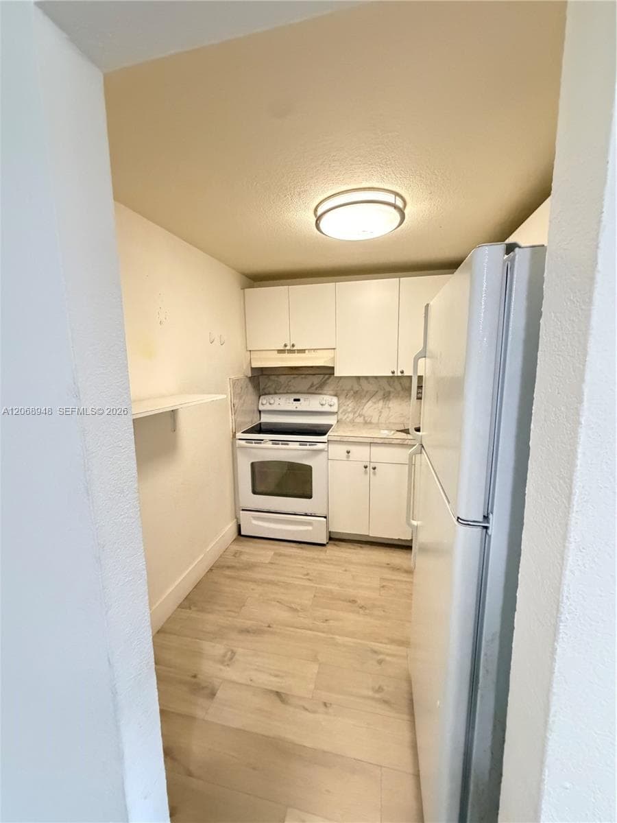 606 W 81st St # 209, Hialeah, FL 33014 — zdjęcie 3