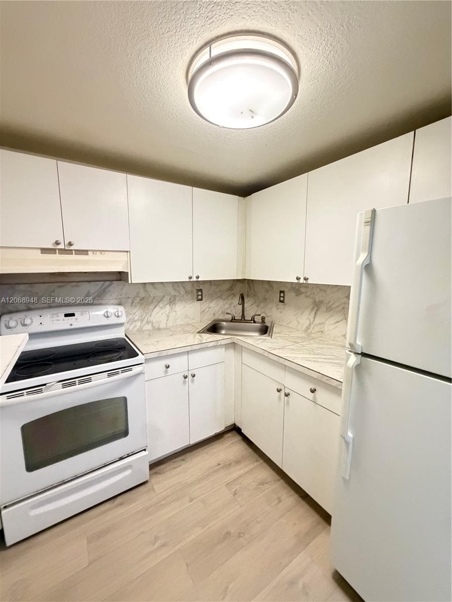 606 W 81st St # 209, Hialeah, FL 33014 — zdjęcie 4