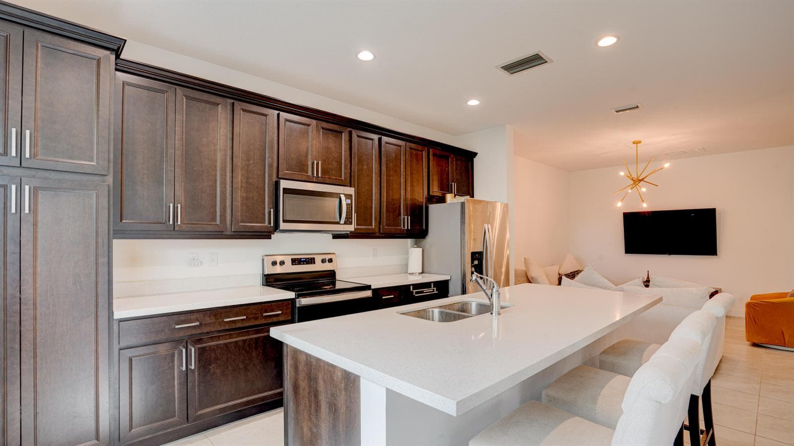576 PARSONS Way, Deerfield Beach, FL 33442 — zdjęcie 3