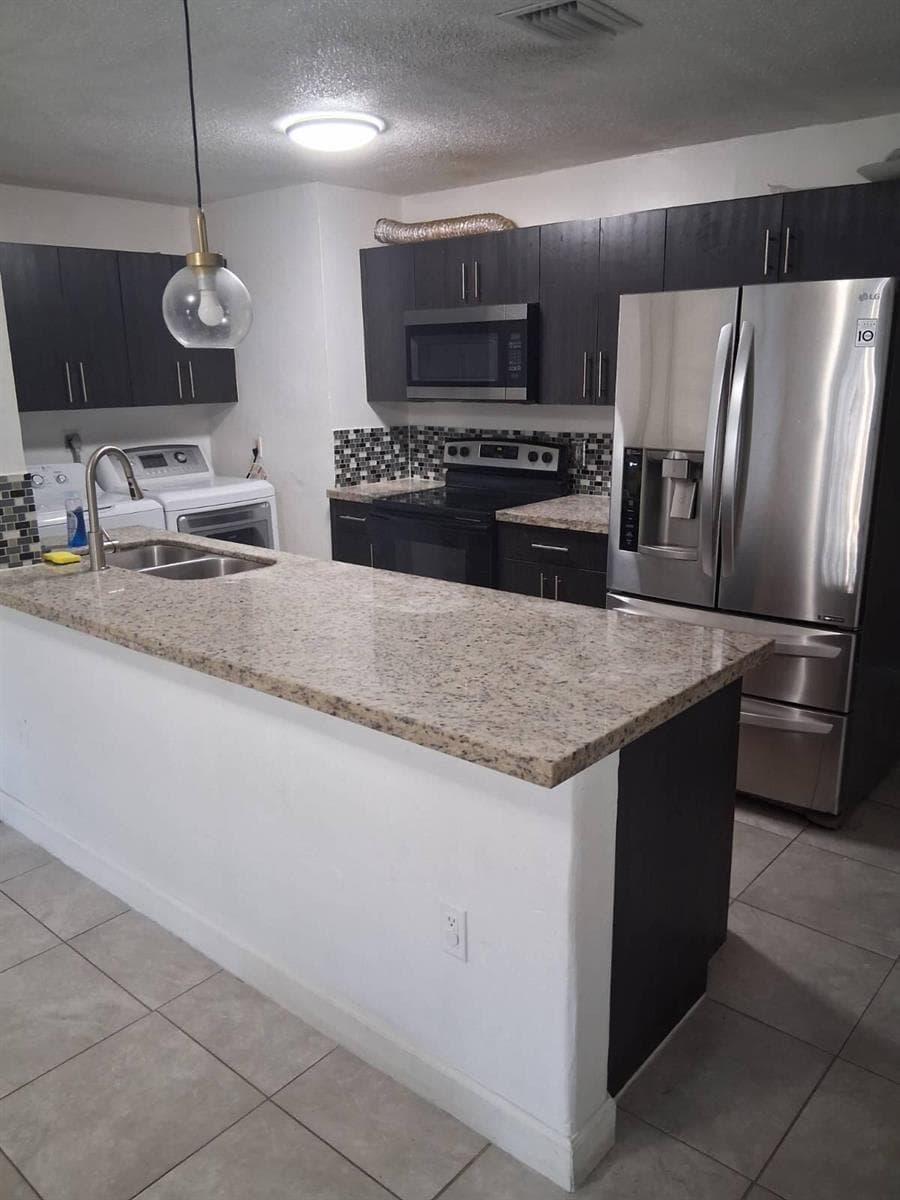 3718 NW 213th Street, Miami Gardens, FL 33055 — zdjęcie 4
