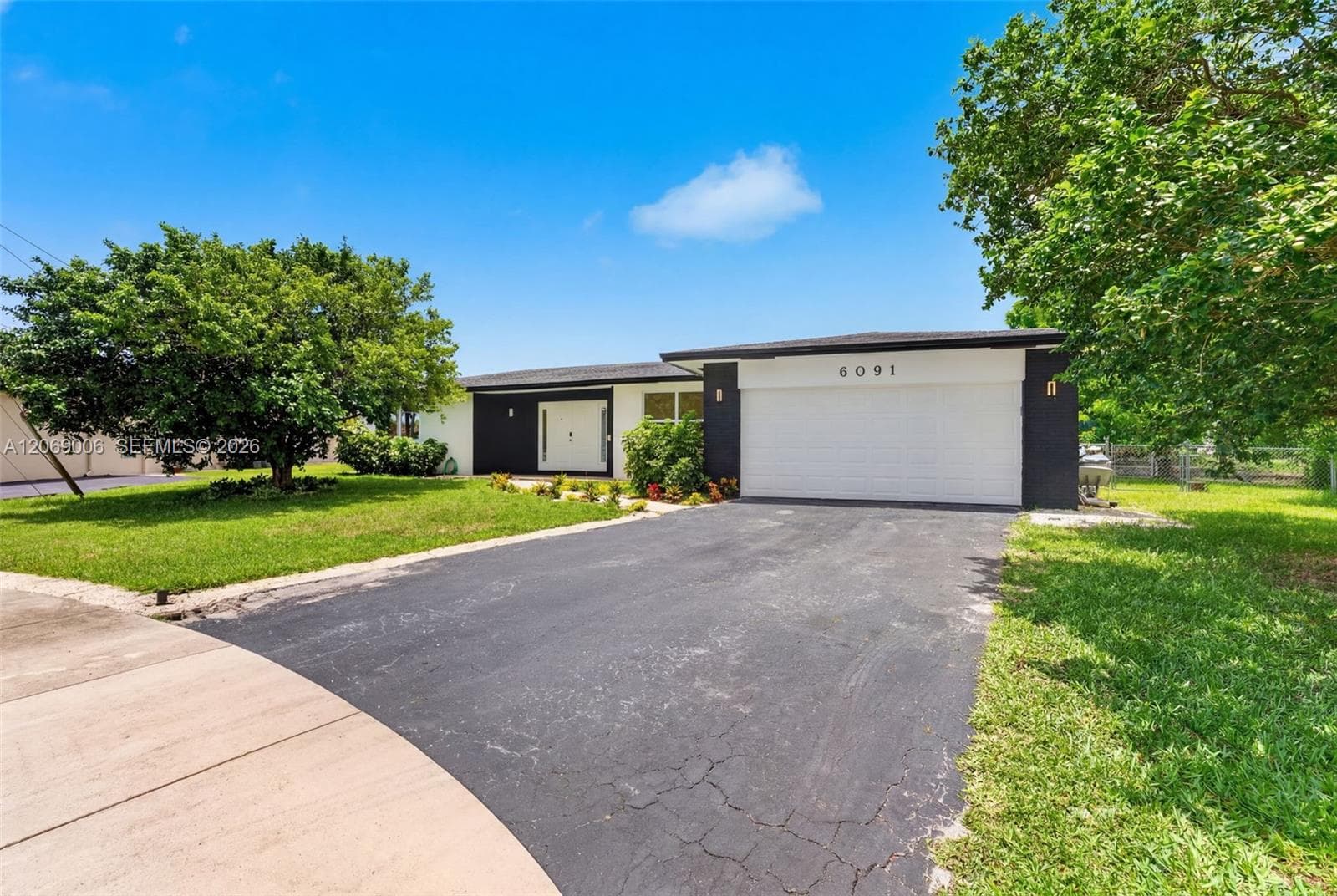 6091 SW 14th St, Plantation, FL 33317 — zdjęcie 3