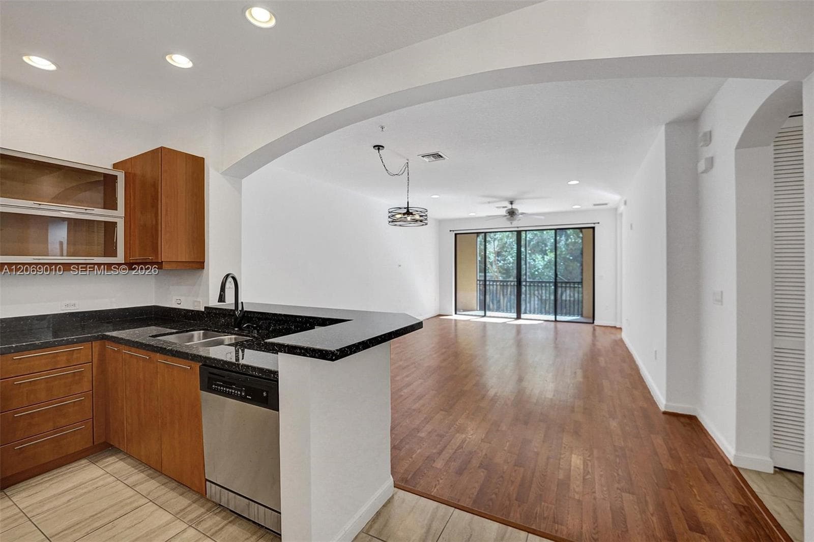 2925 NW 126th Ave # 1-320, Sunrise, FL 33323 — zdjęcie 2
