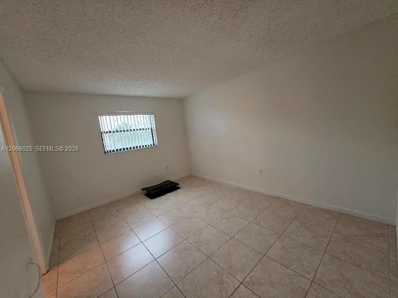 8145 NW 7th St # 201, Miami, FL 33126 — zdjęcie 5