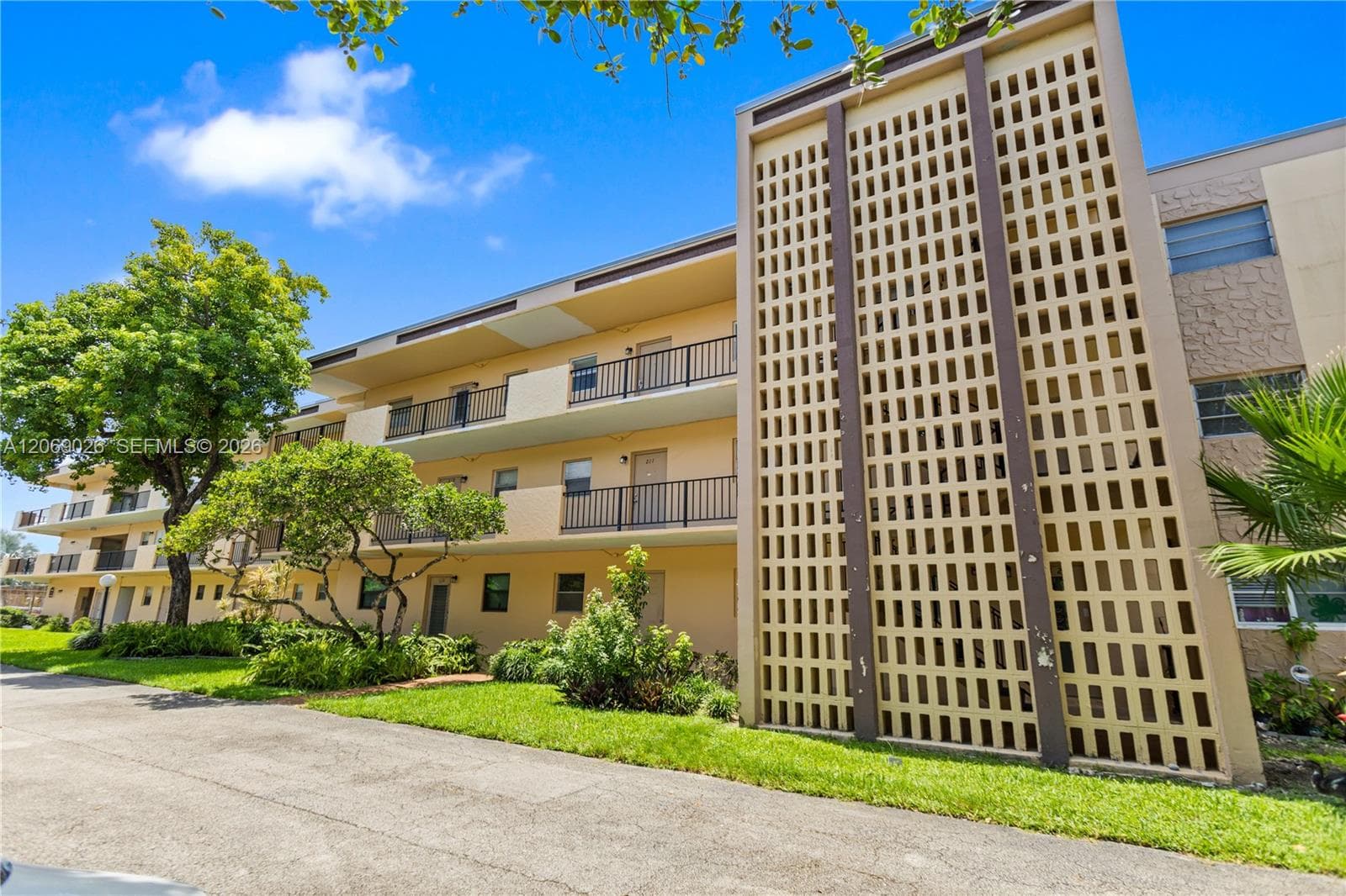 201 Berkley Rd # 309, Hollywood, FL 33024 — zdjęcie 2