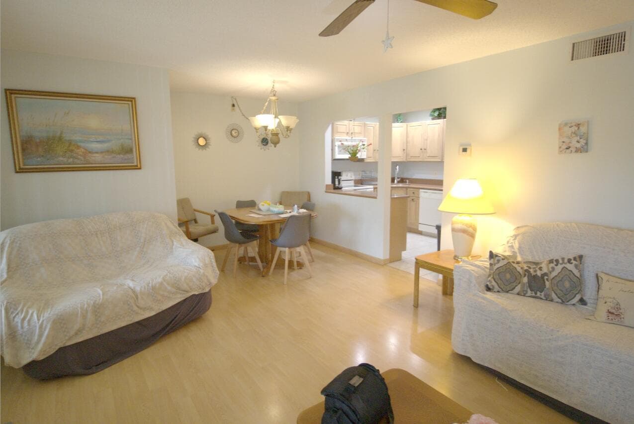 3561 PINE NEEDLE Drive # D-2, FL 33463 — zdjęcie 2