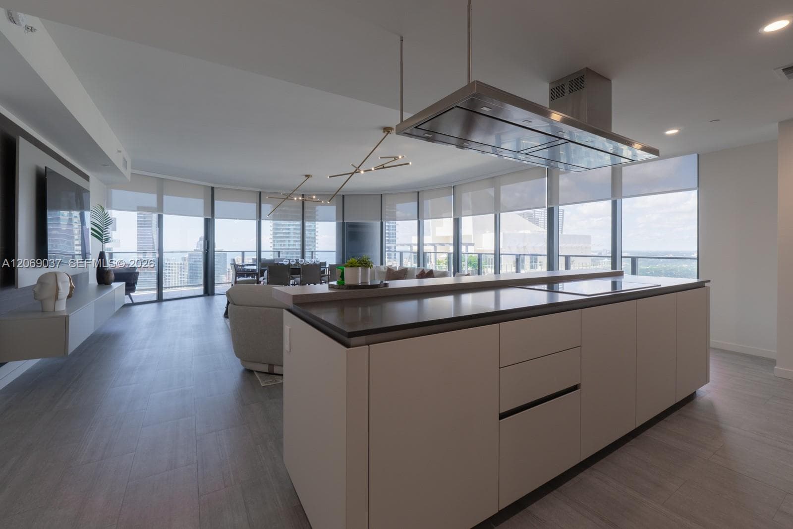 1000 Brickell Plz # 4502, Miami, FL 33131 — zdjęcie 4