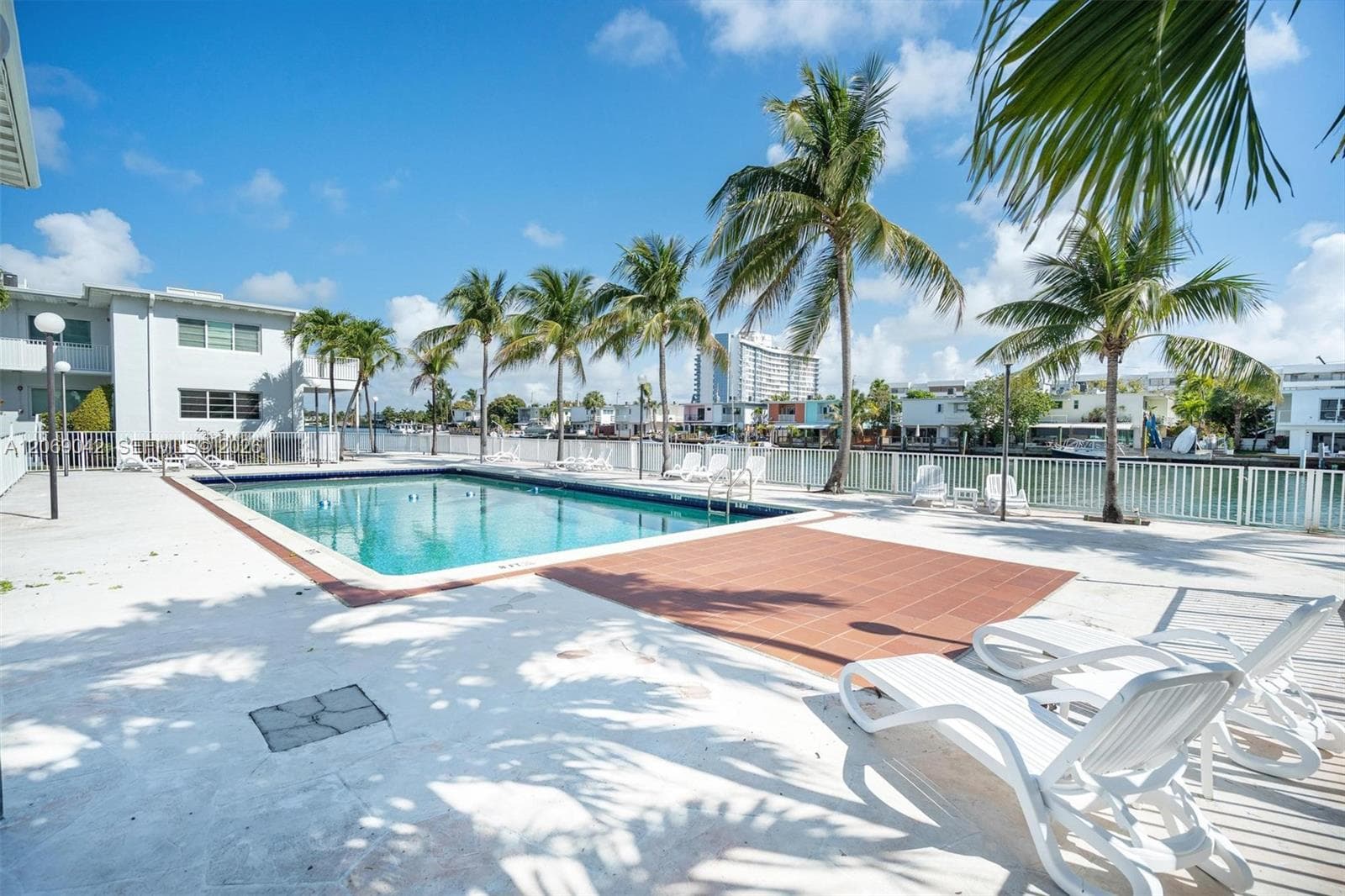 7207 Bay Dr # 11, Miami Beach, FL 33141 — zdjęcie 4