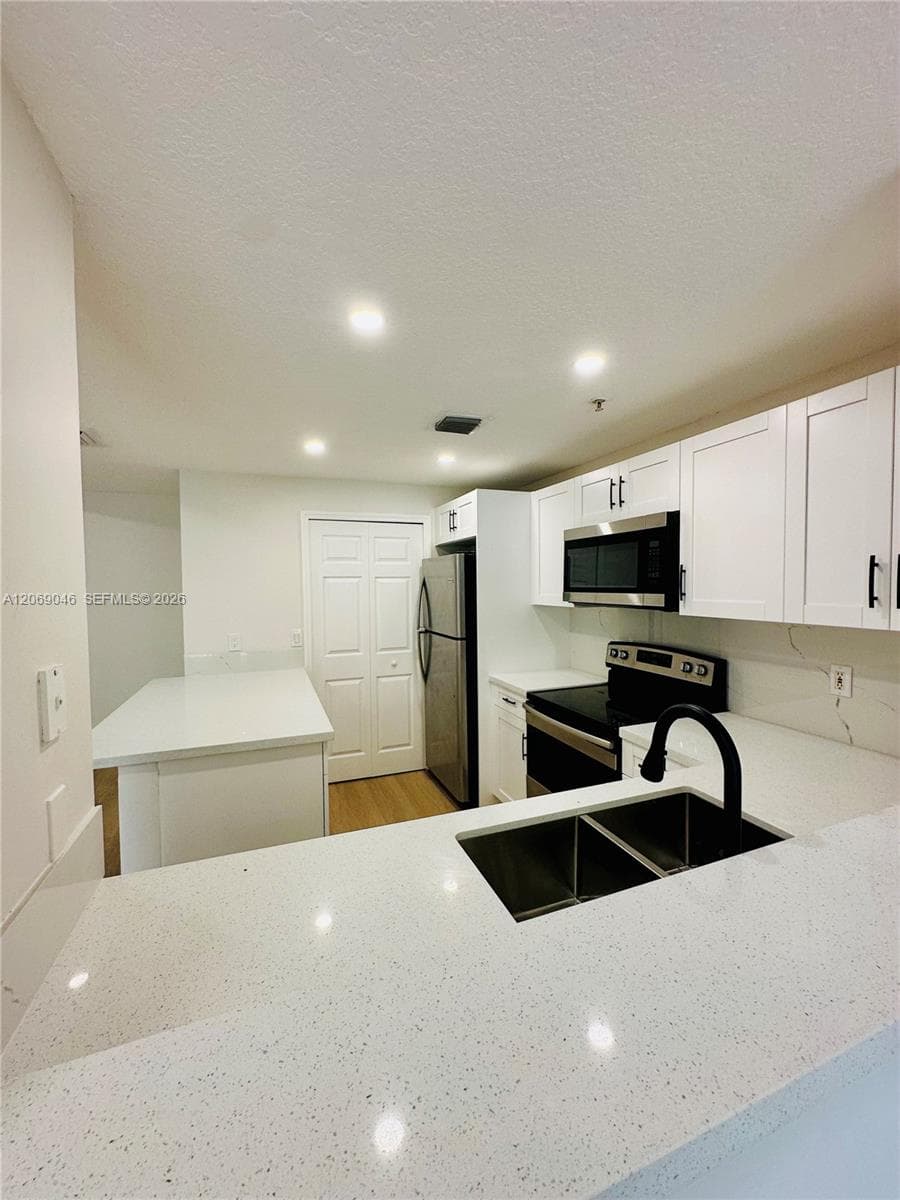 6560 NW 114th Ave # 523, Doral, FL 33178 — zdjęcie 3