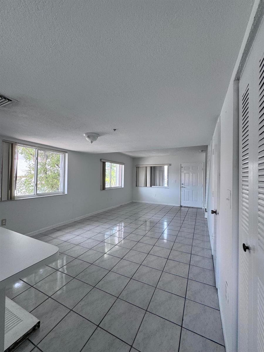 551 NW 82ND Avenue # 526, Miami, FL 33126 — zdjęcie 5