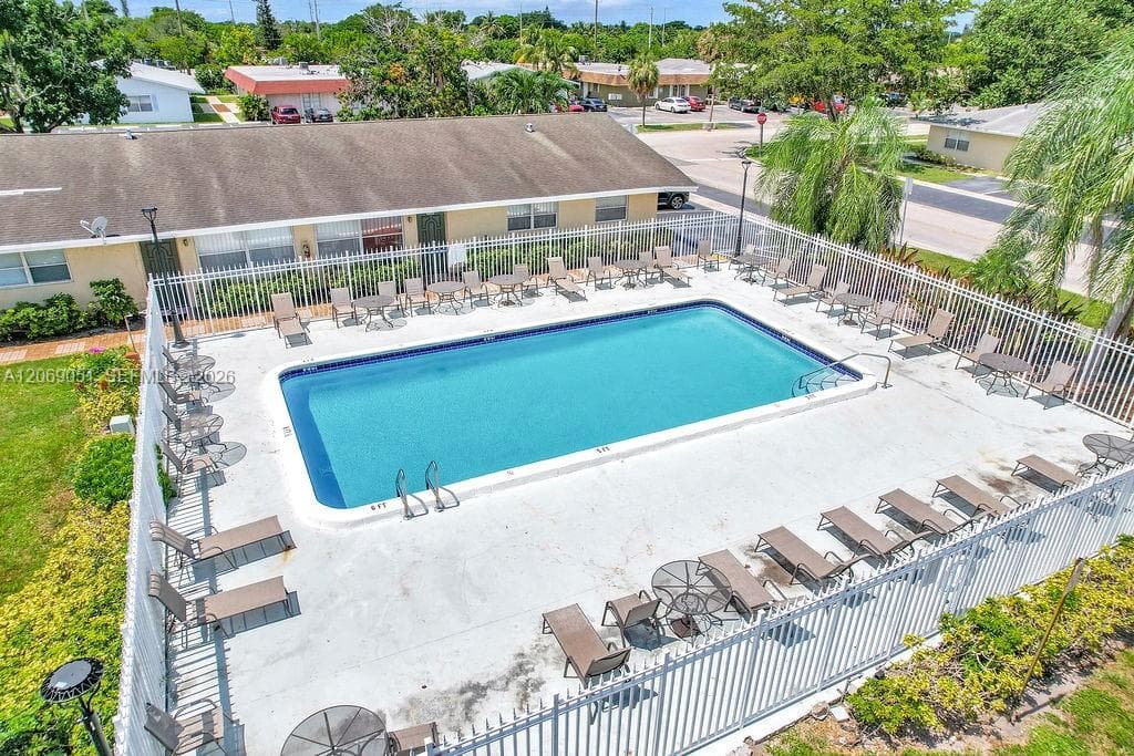 6907 SW 7th St, Margate, FL 33068 — zdjęcie 5