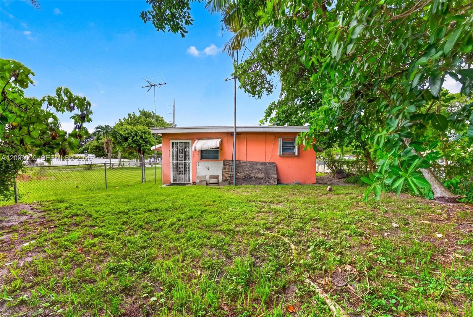 3111 NW 57th St, Miami, FL 33142 — zdjęcie 5