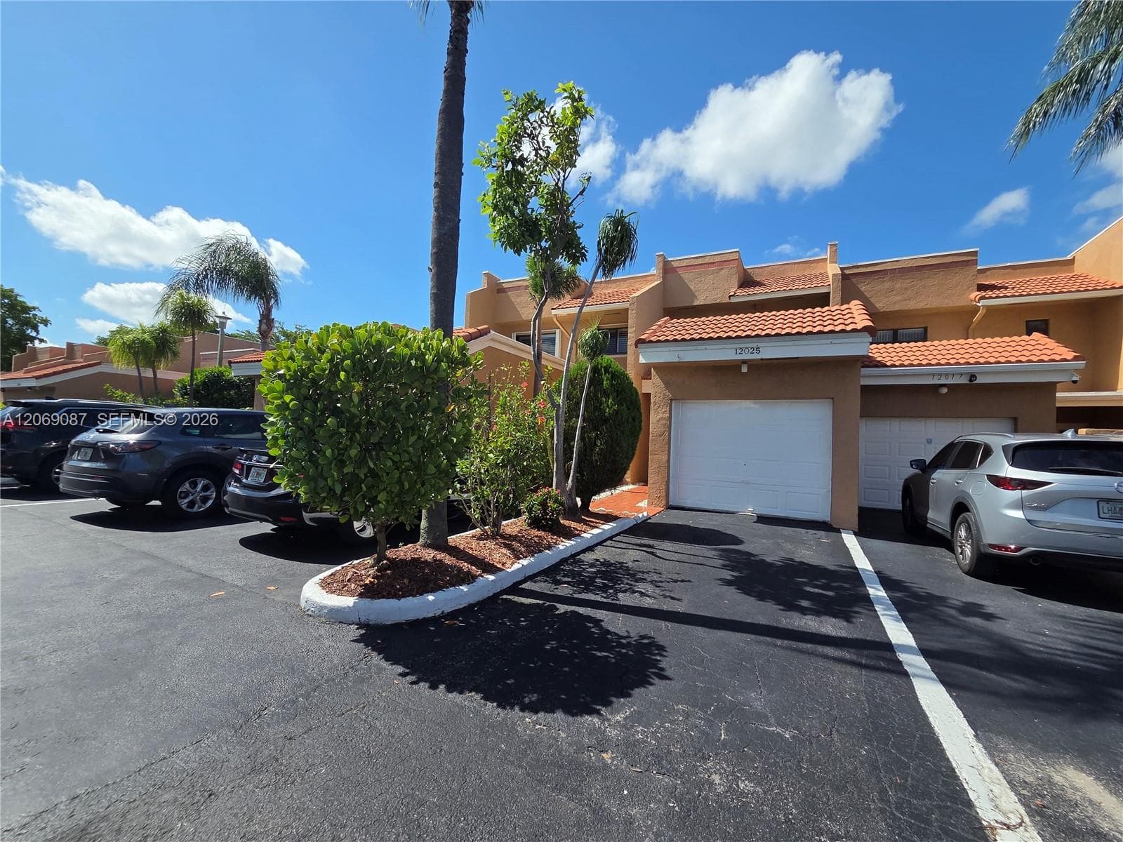 12025 S Las Palmas Dr # 12025, Pembroke Pines, FL 33025 — zdjęcie 2