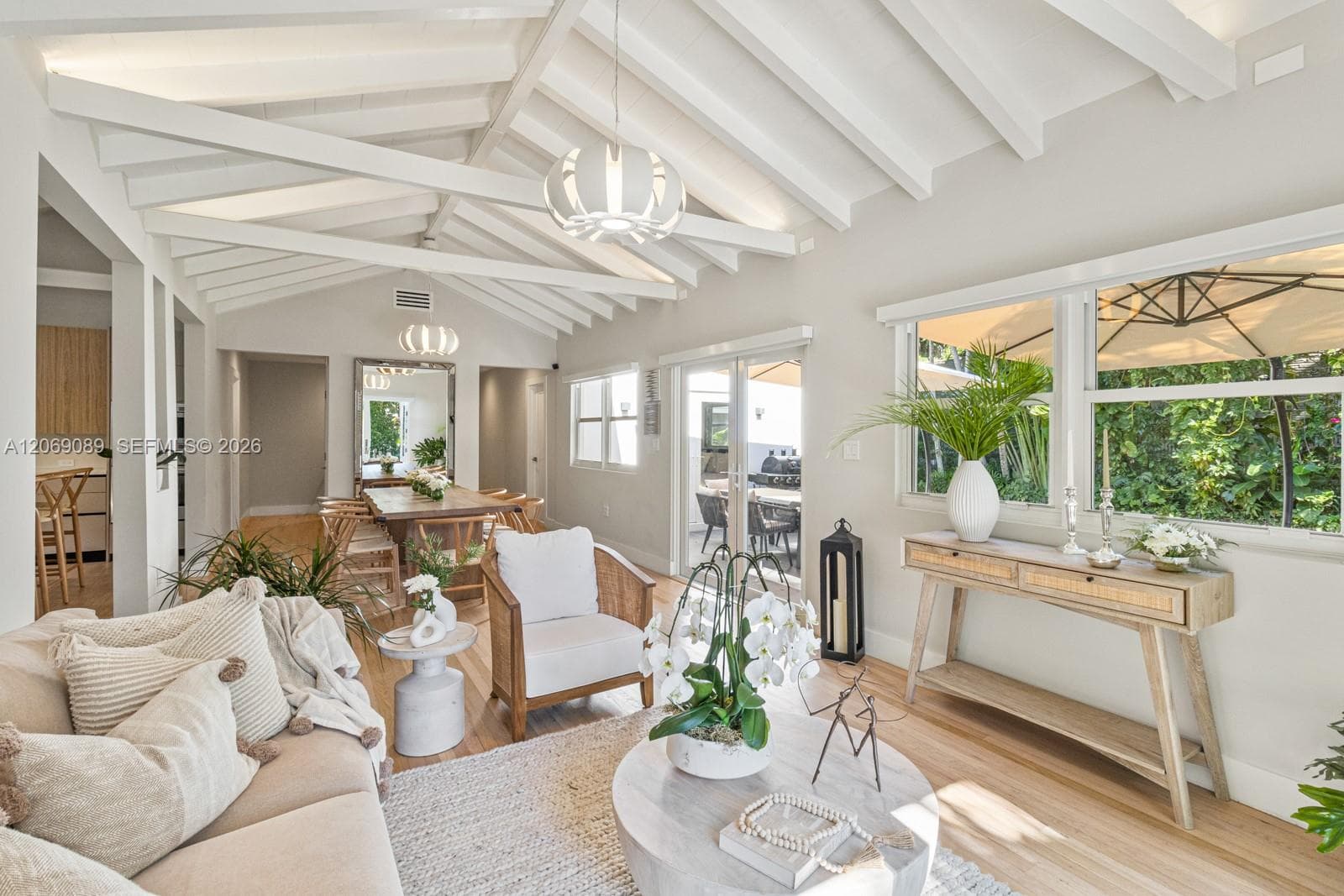 4011 HARDIE AVENUE, Miami, FL 33133 — zdjęcie 4