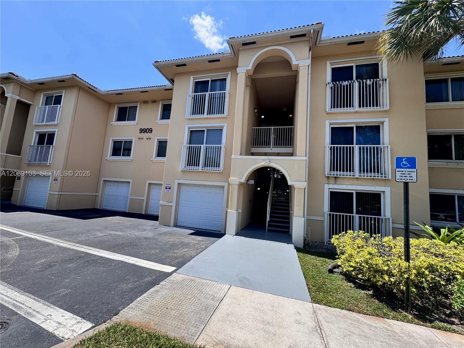 9909 Westwood Dr # 16-1, Tamarac, FL 33321 — zdjęcie 3
