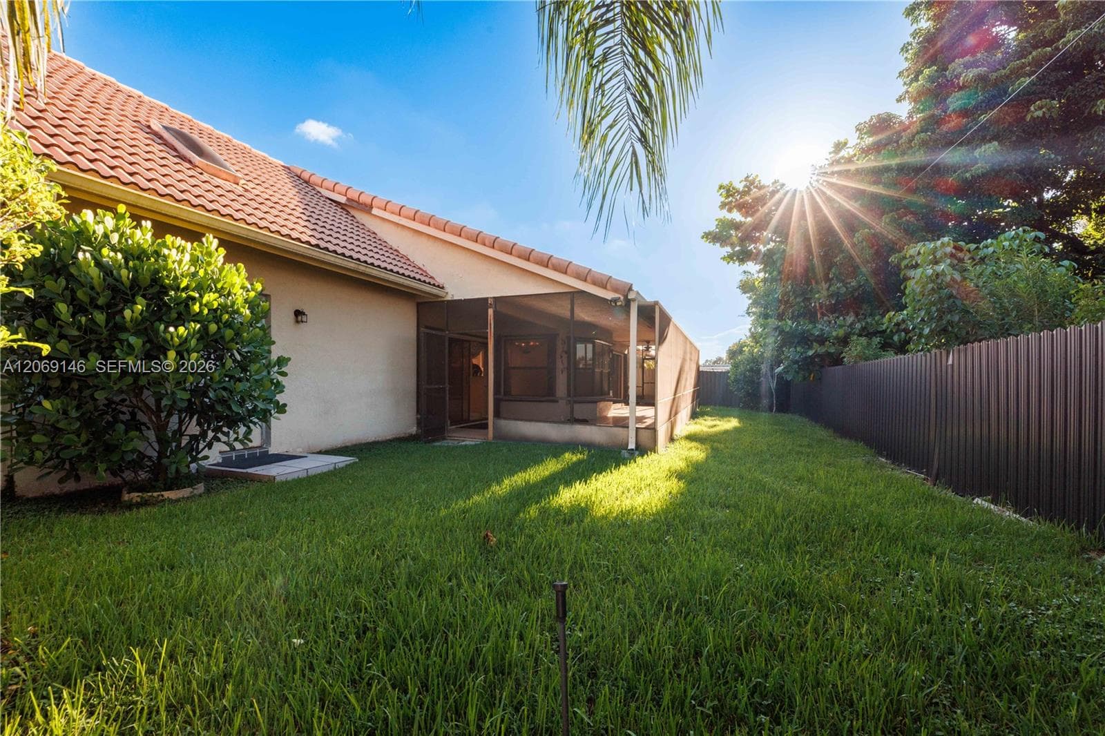 15821 Huntridge Rd, Davie, FL 33331 — zdjęcie 3