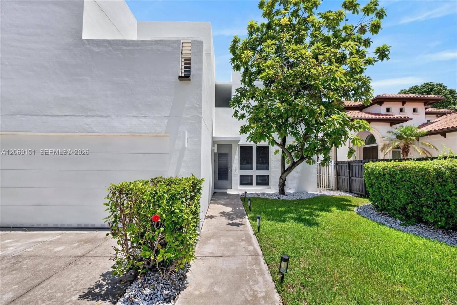 745 SW 22nd Rd, Miami, FL 33129 — zdjęcie 4