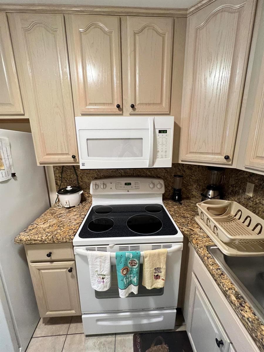 95 COVENTRY D, West Palm Beach, FL 33417 — zdjęcie 2